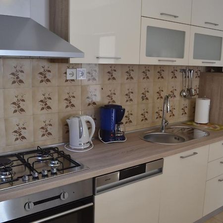 Apartment Ana Kastel Sucurac Екстер'єр фото